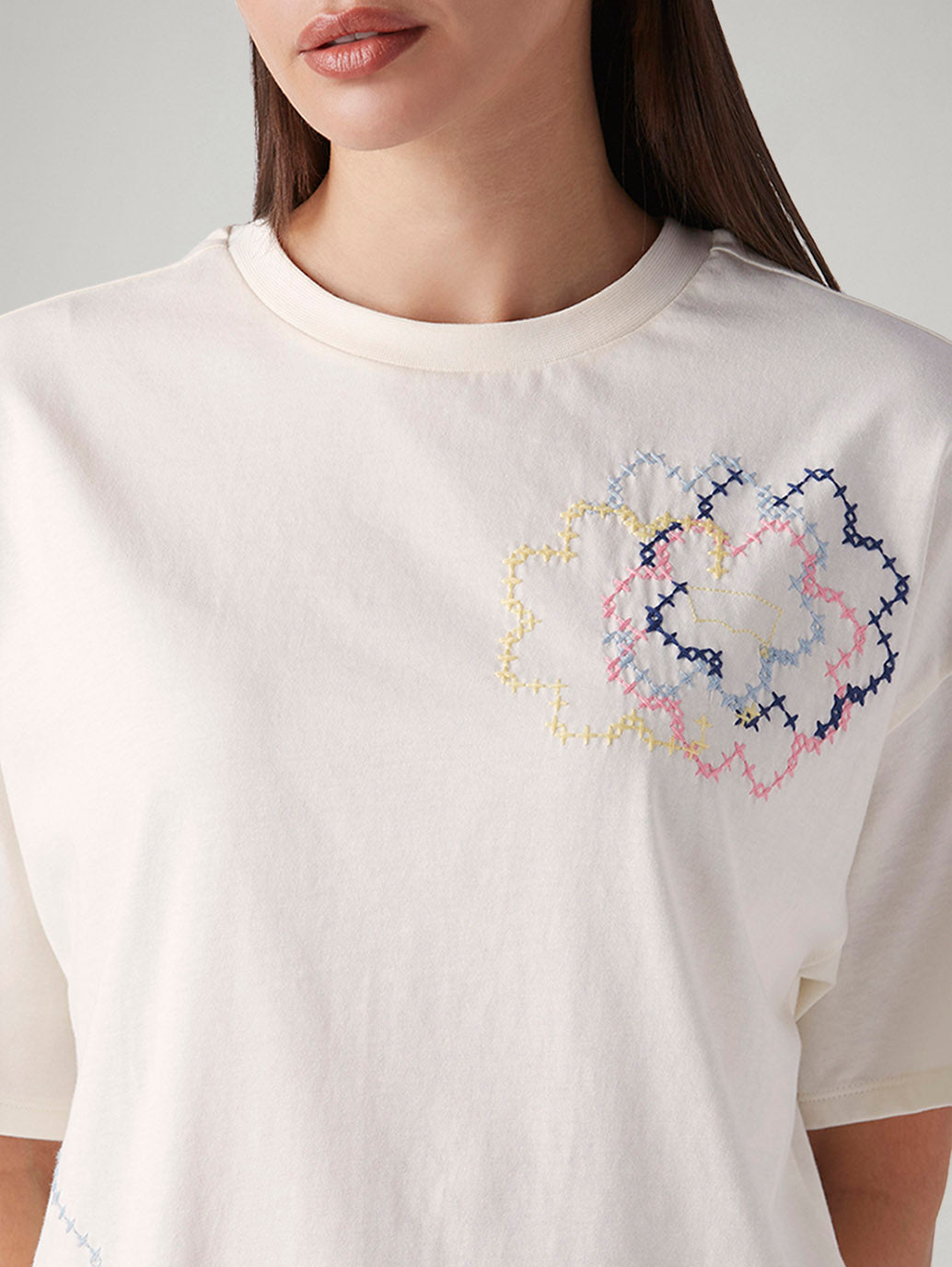Women's Embroidered Relaxed Fit Oversize T-Shirt - Detail View