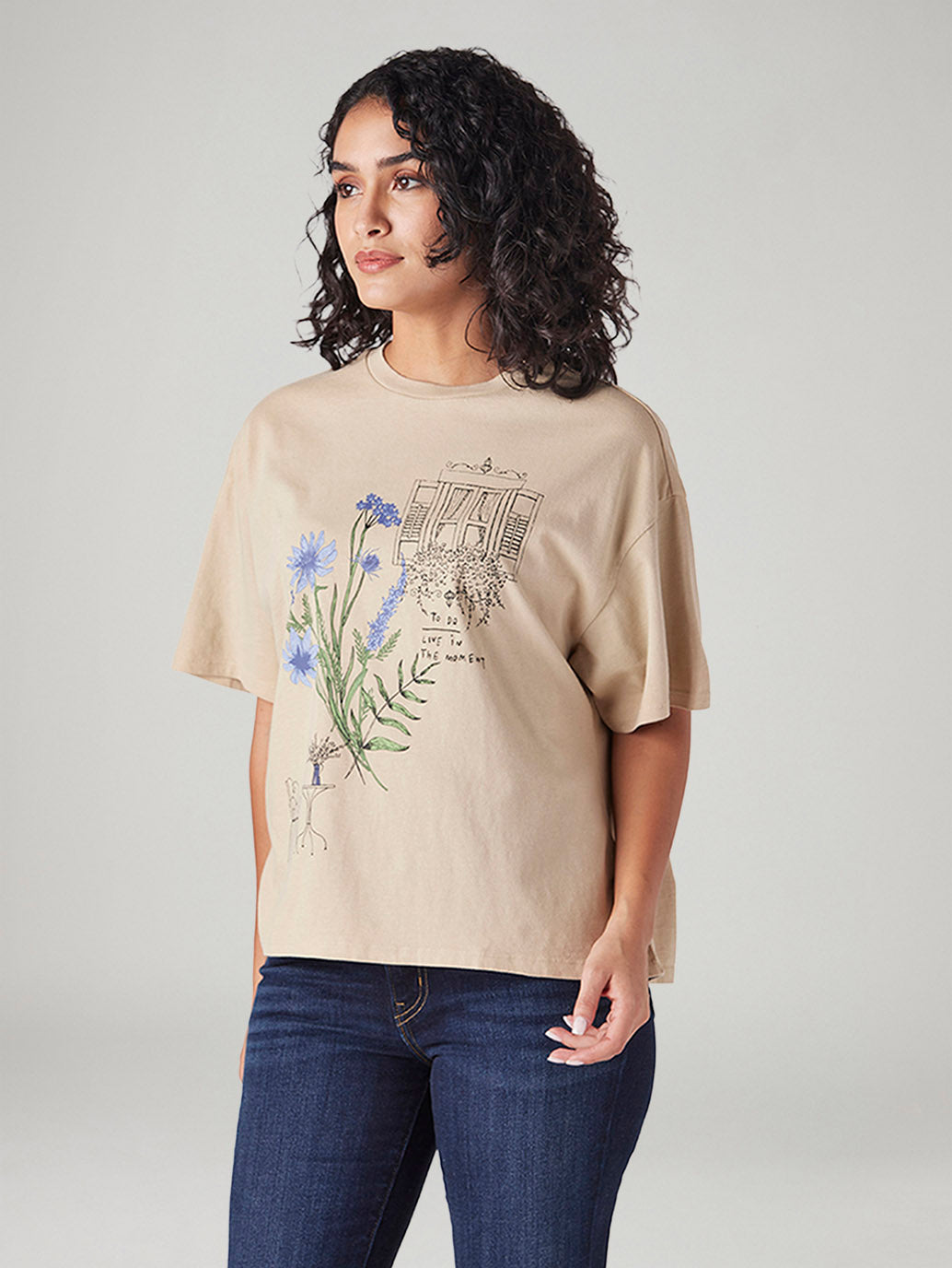 Women's Graphic Print Relaxed Fit Oversized T-Shirt - Side View
