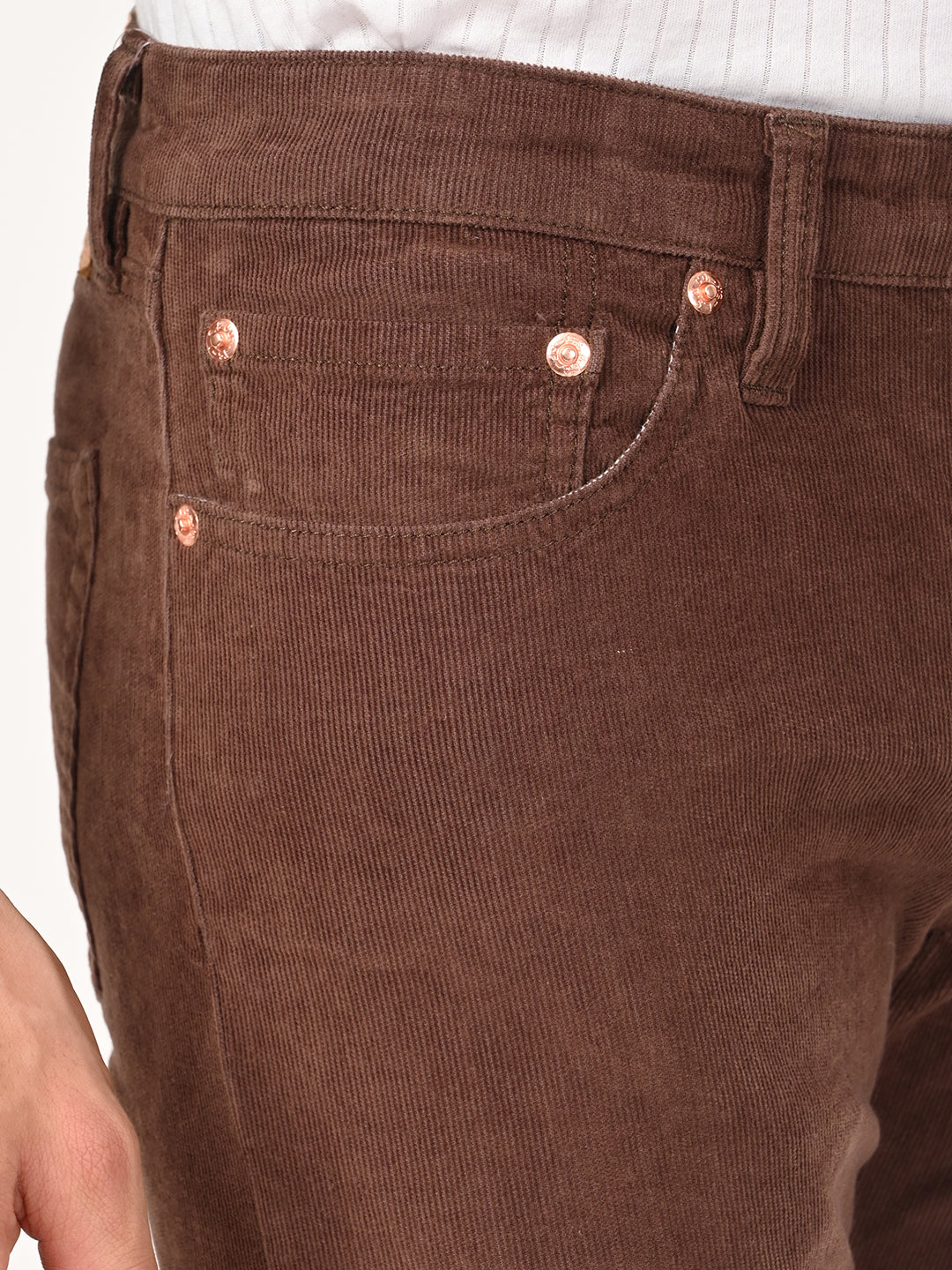 Men's 511 Slim Fit Mid Rise Chinos - detail View