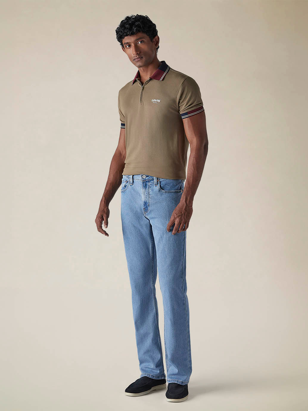 Mens 527 Mid Rise Bootcut Fit Cotton Stretch Blend Jeans - Side View