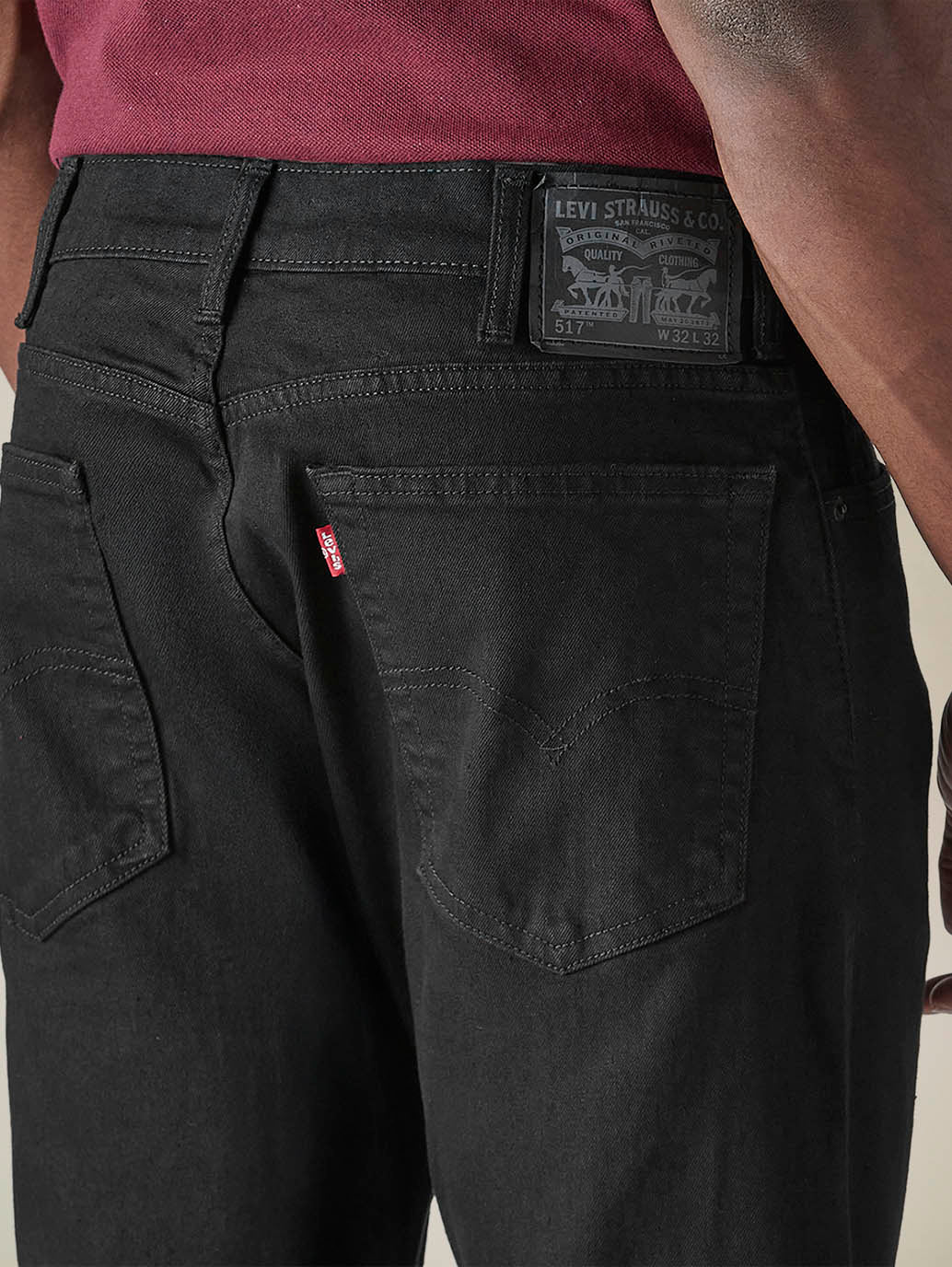 Mens 517 Mid rise Bootcut Fit Cotton Stretch Blend Jeans - Detail View