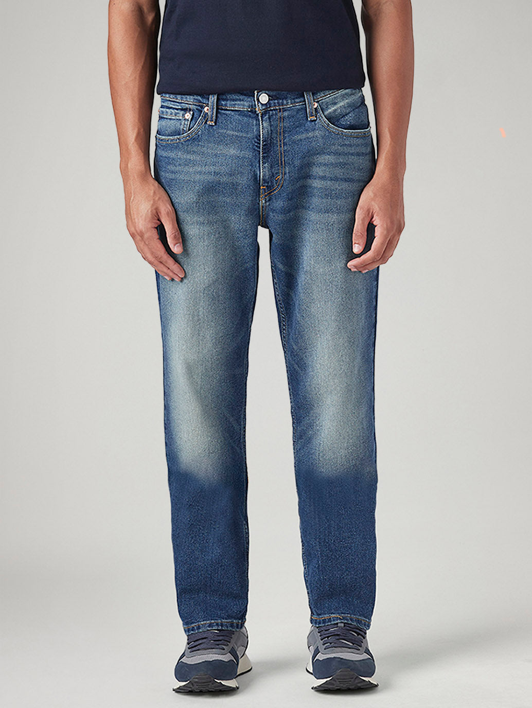 Men's 541 Blue Athletic Tapered Fit Mid Rise Tinted Jeans - Front View
