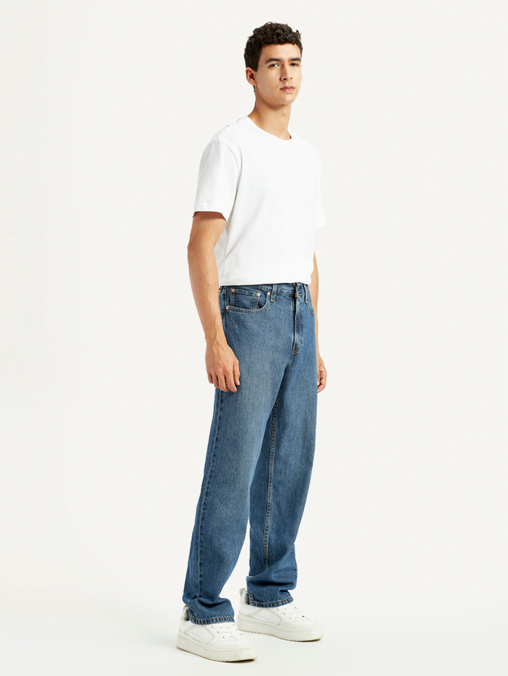 Men's 568 Med Indigo Loose Fit Mid Rise Jeans - Side View