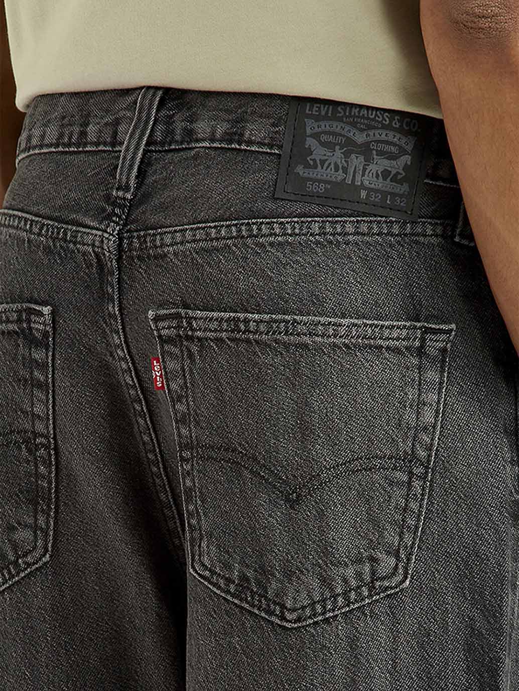 Men's 568 Black Loose Fit Mid Rise Jeans - Detail View