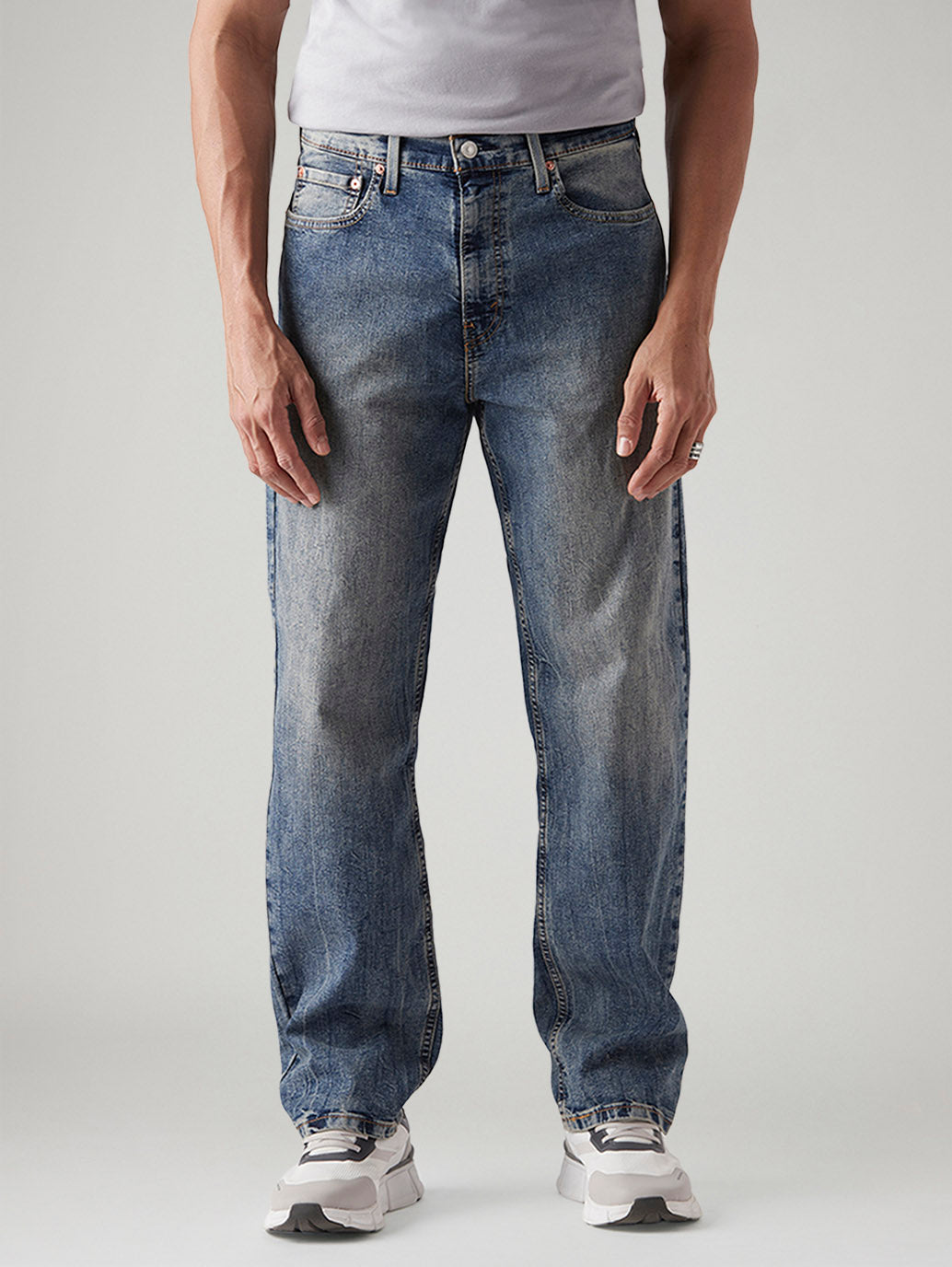 Men's 568 Blue Loose Fit Mid Rise Jeans - Front View