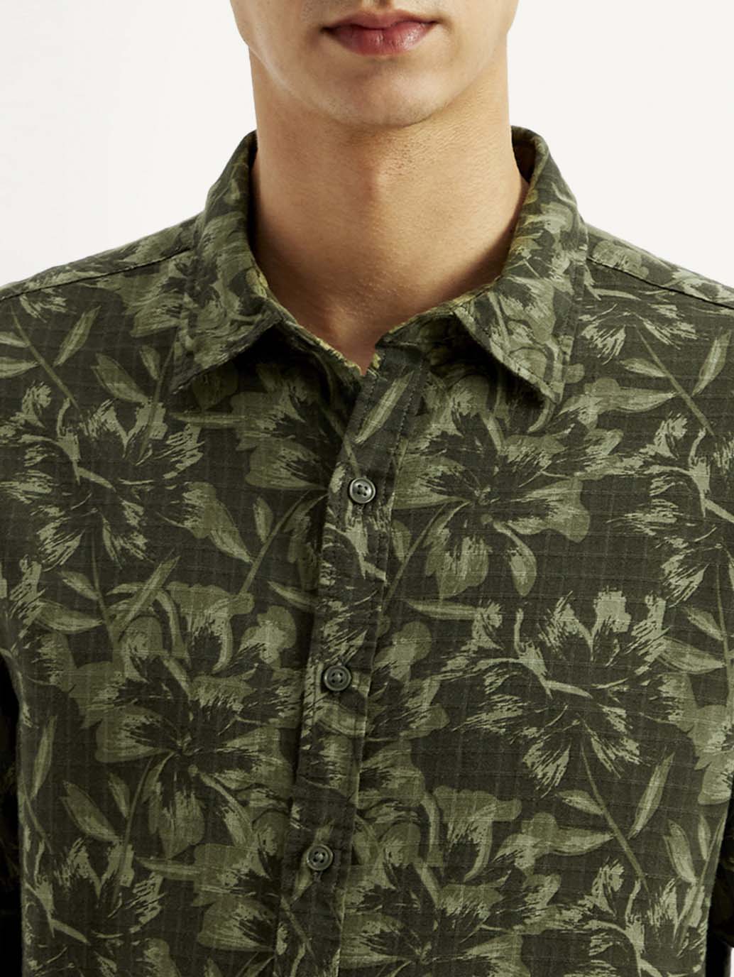 Men's Floral Slim Fit Shirt - Detail View