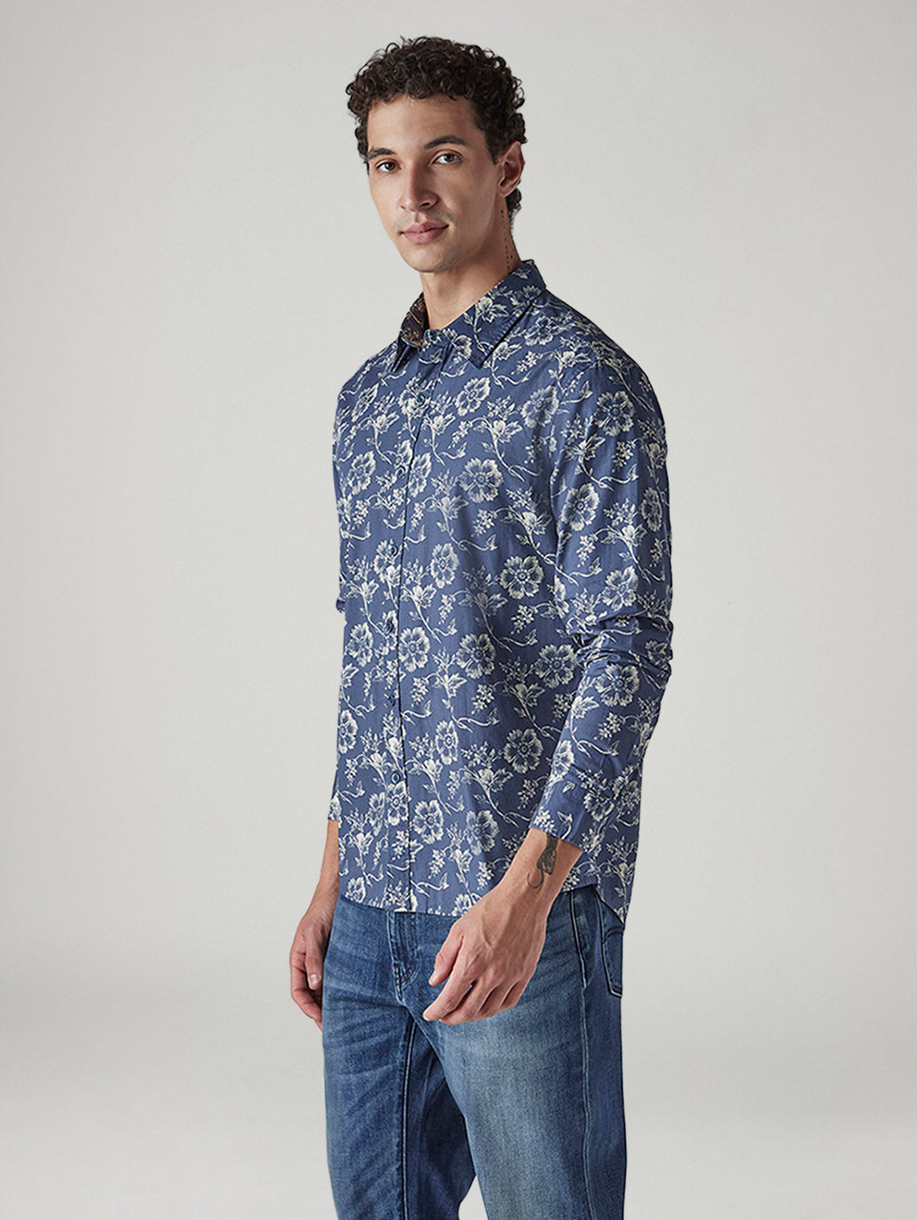 Men's Floral Slim Fit Poplin Shirt - Side View