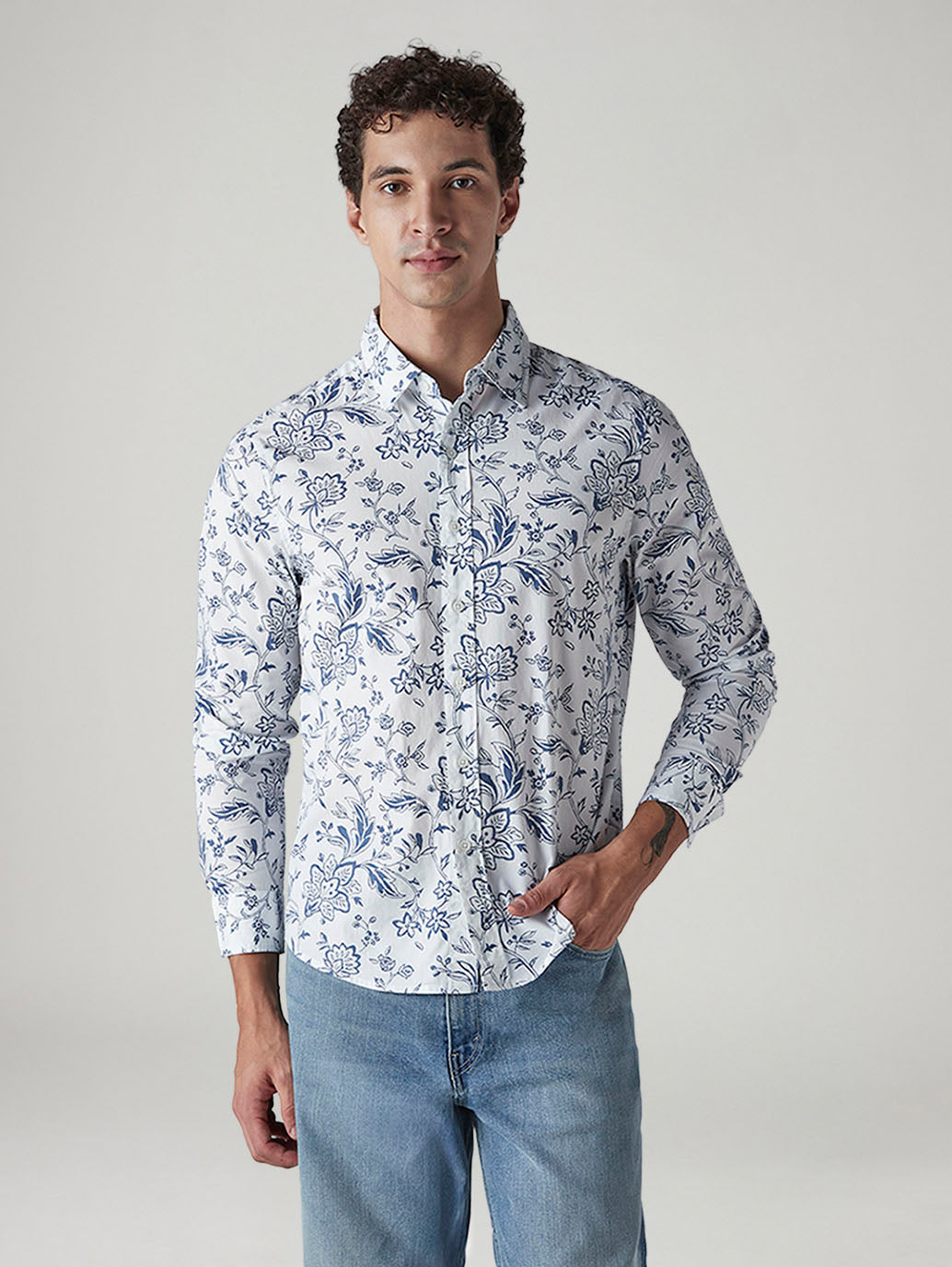 Men's Floral Slim Fit Poplin Shirt - Front View