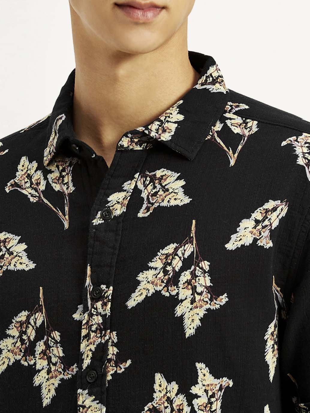 Men's Floral Slim Fit Shirt - Detail View
