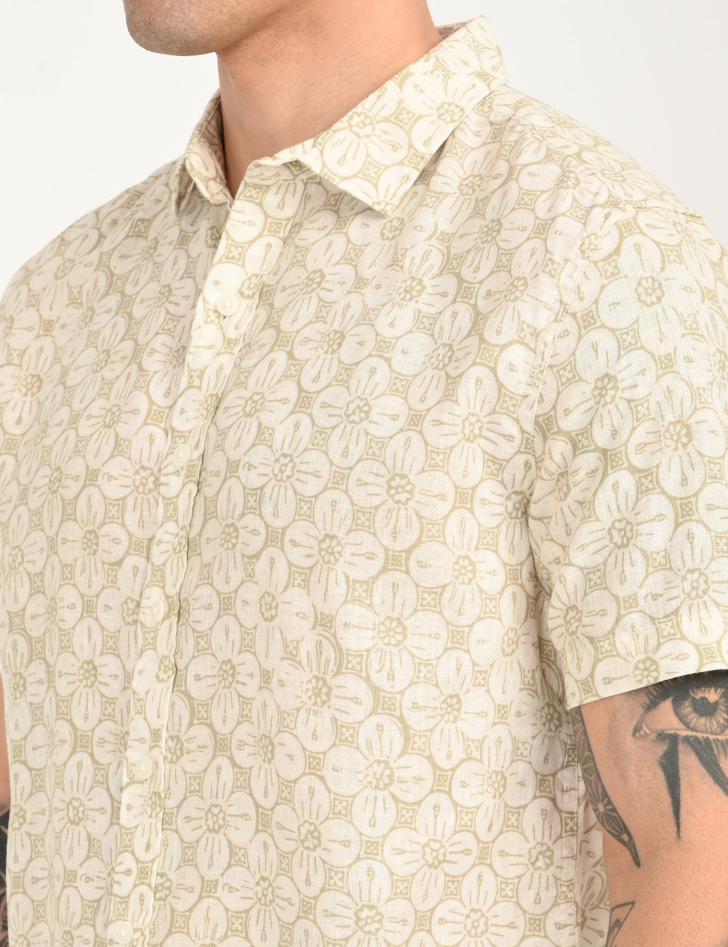 Men's Floral Beige Slim Fit Shirt - deatil View