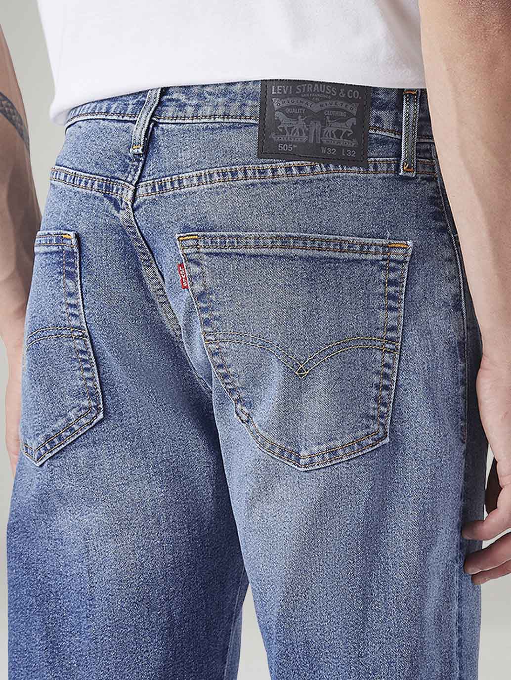 Men's 505 Blue Straight Fit Mid Rise Commuter Jeans – Levis India