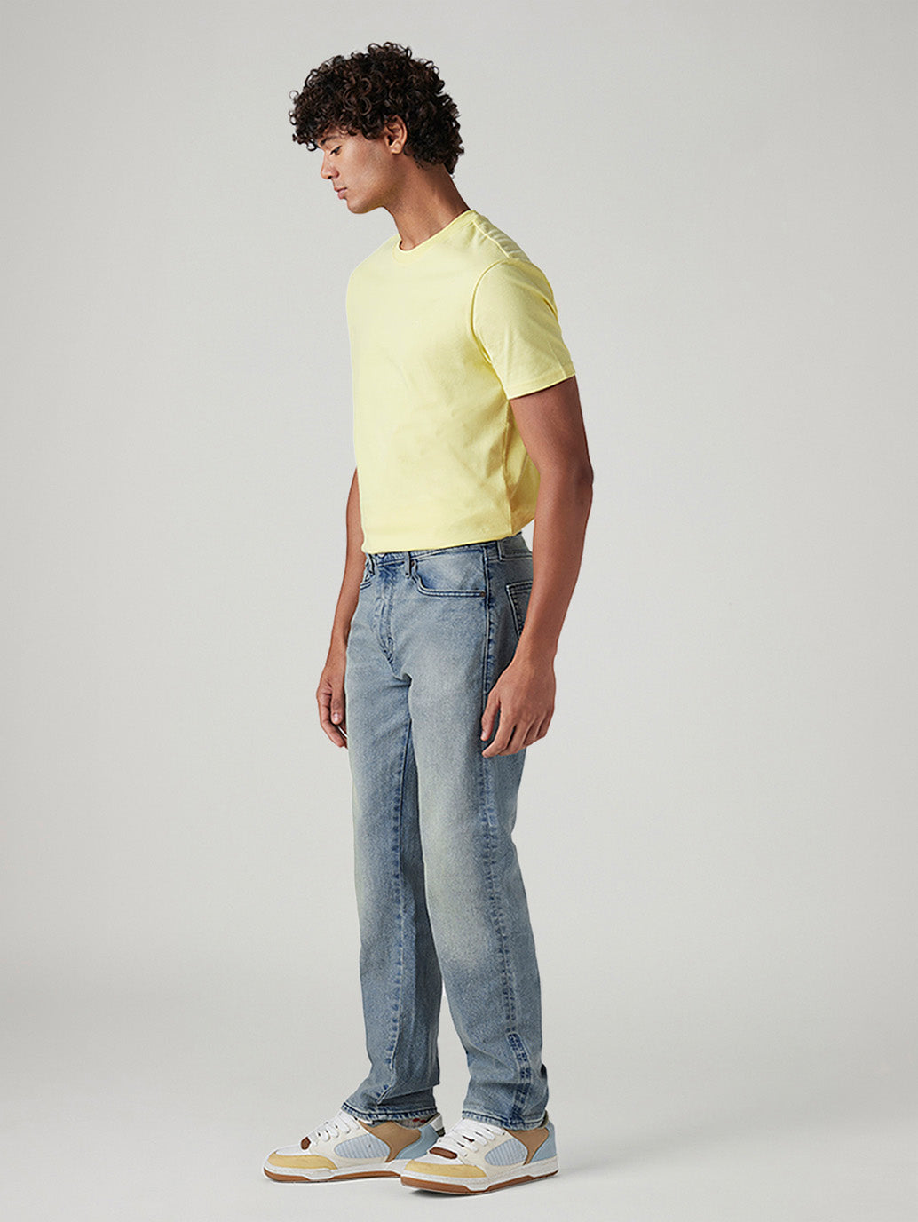 Men's 505 Light Blue Straight Fit Mid Rise Jeans - Side View