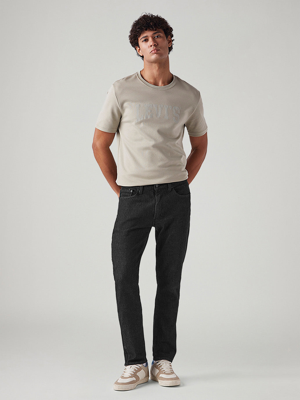 Men's 511 Black Slim Fit Mid Rise Jeans - Front View