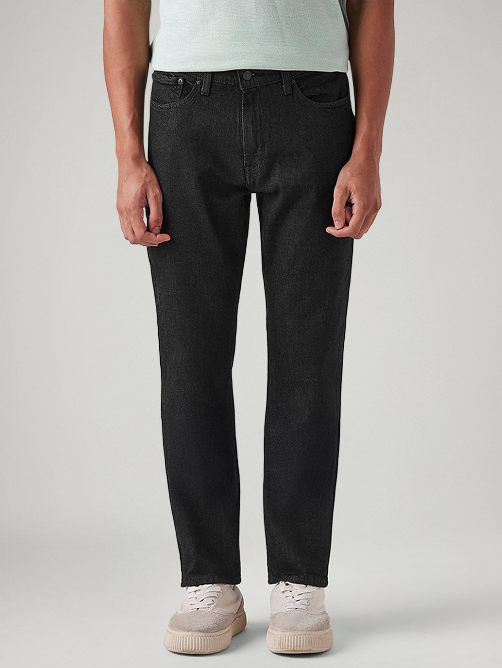 Men's 541 Black Athletic Tapered Fit Mid Rise Commuter Jeans - Front View
