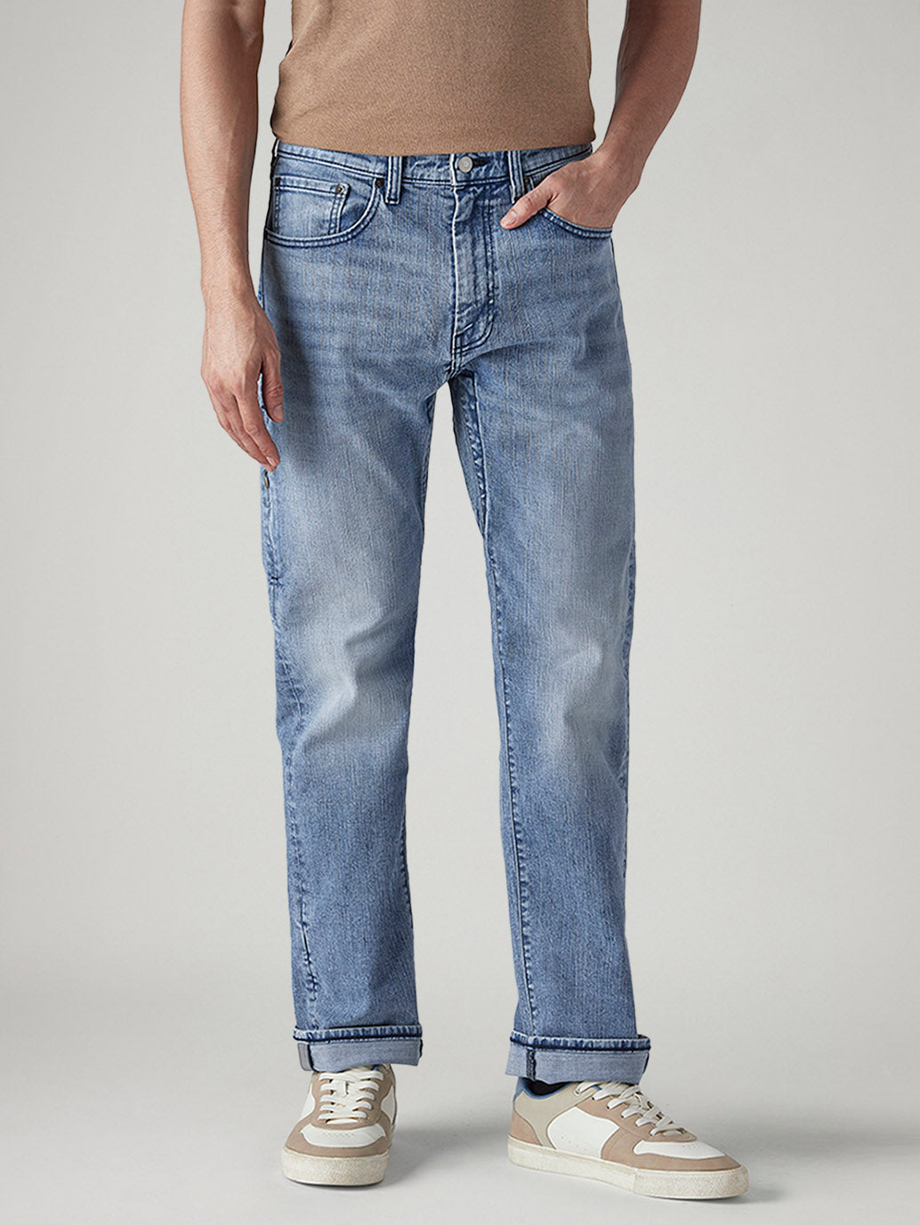 Men's 505 Light Blue Straight Fit Mid Rise Commuter Jeans - Front View