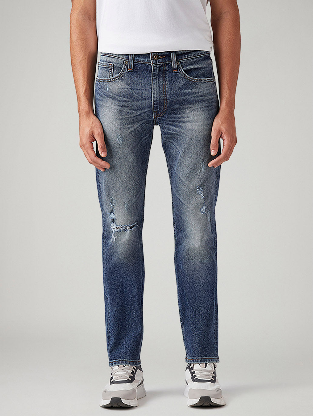 Men's 513 Blue Slim Straight Fit Mid Rise Jeans - Front View