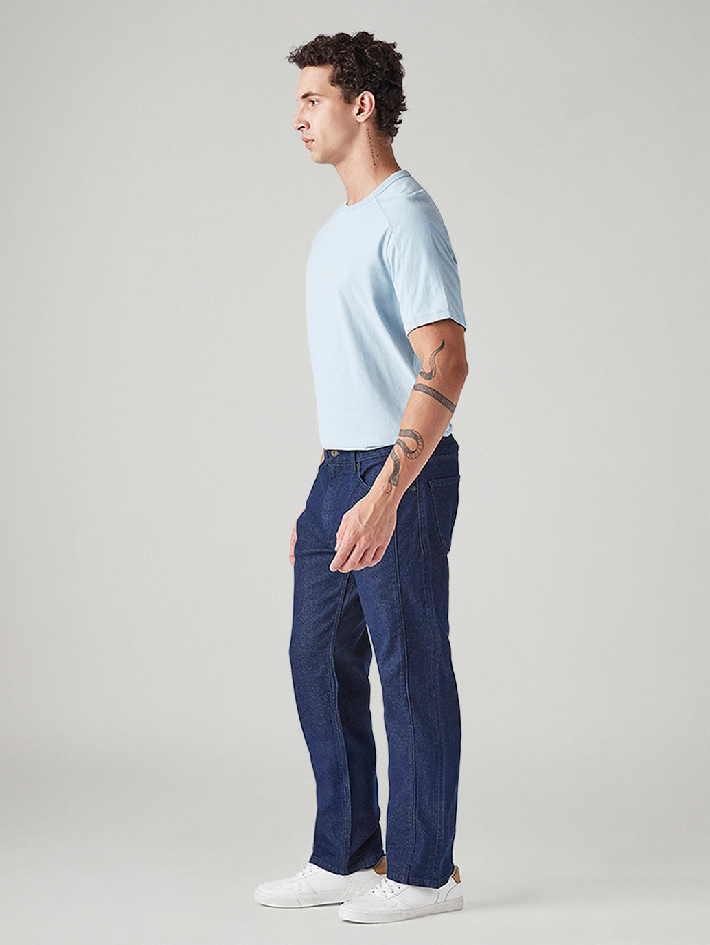 Men's 555 Dark Blue Relaxed Straight Fit Mid Rise Jeans - Side View