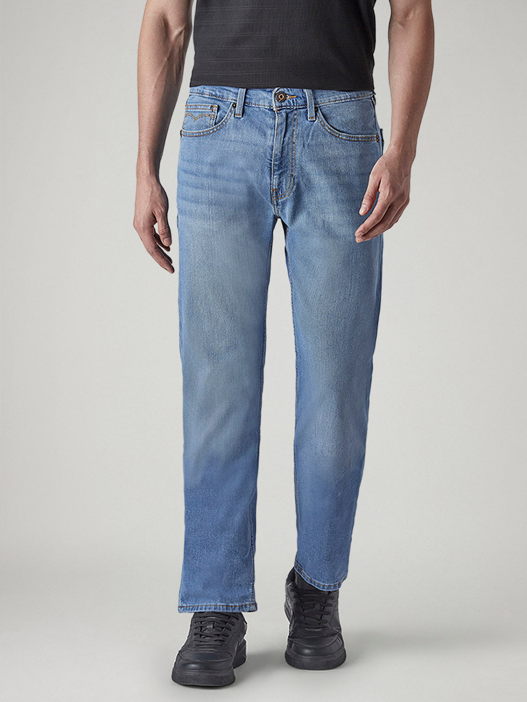Men's 505 Light Blue Straight Fit Mid Rise Jeans - Front View