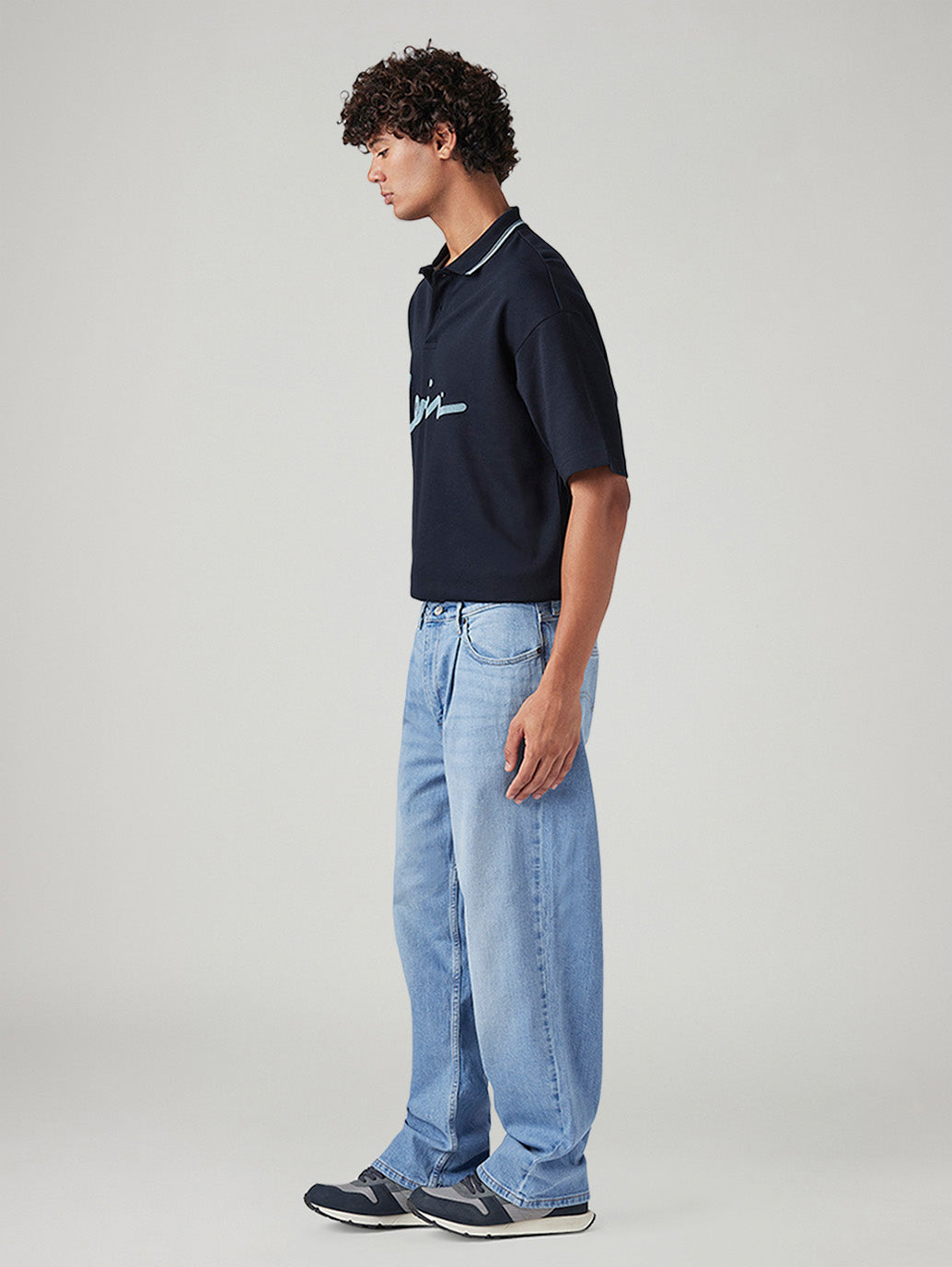 Men's 578 Light Blue Baggy Fit Mid Rise Jeans - Side View