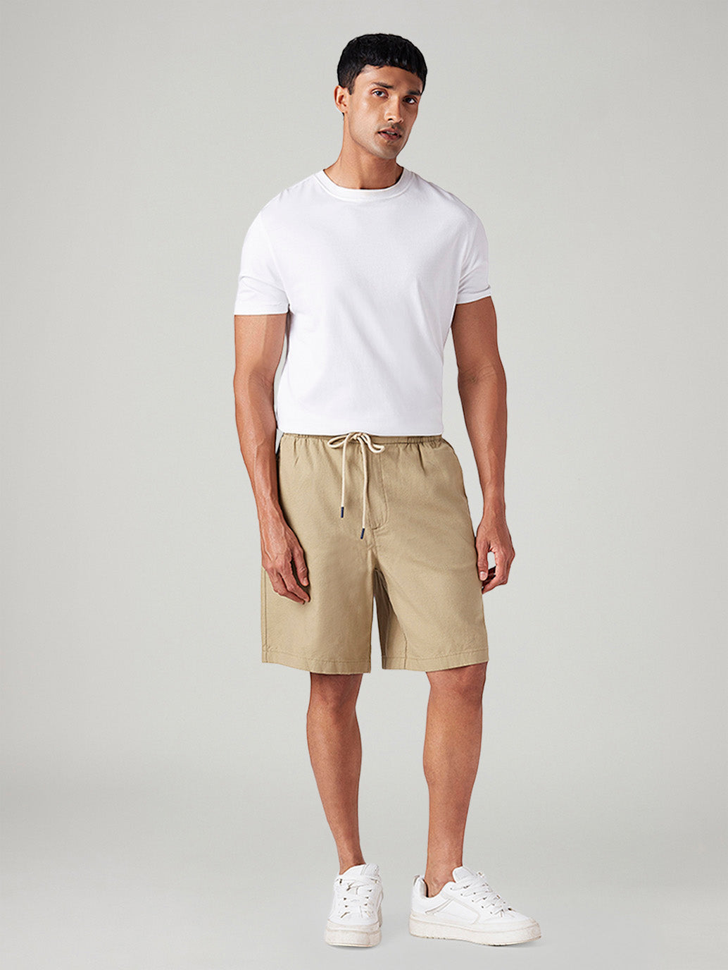 Men's Beige Baggy Fit Mid Rise Linen Shorts - Front View
