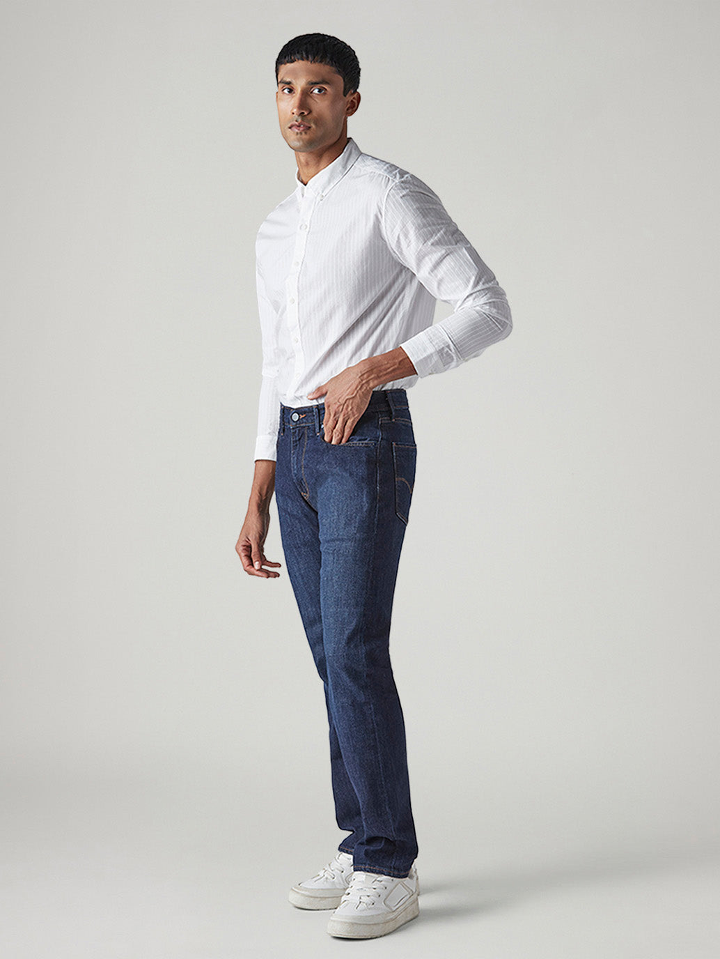 Men's 505 Dark Indigo Straight Fit Mid Rise Redloop Jeans - Side View