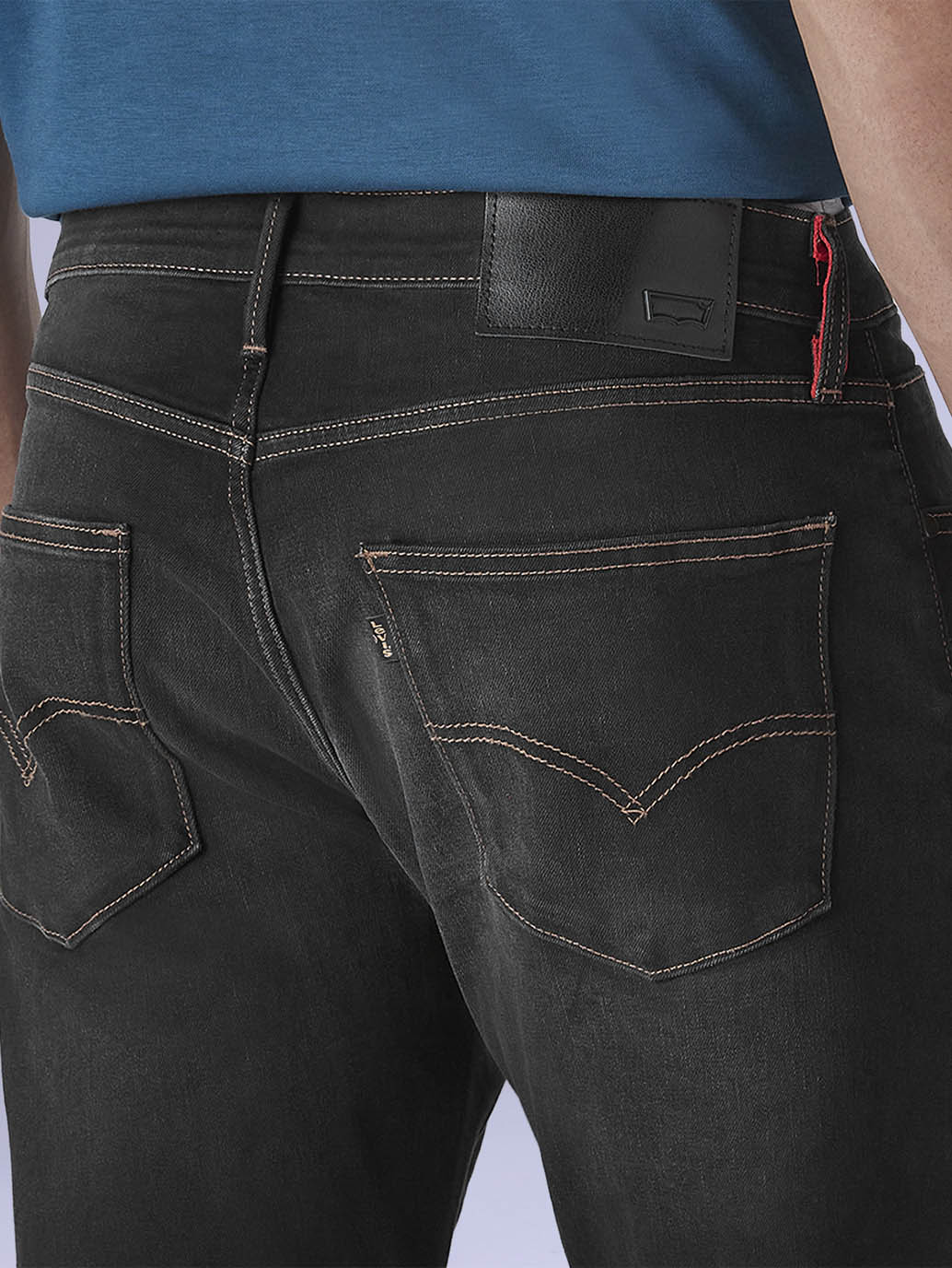 Men's 512 Black Slim Tapered Fit Mid Rise Redloop Jeans - ec5f325b-5e47-4a74-8a9c-efd268de1b51 View