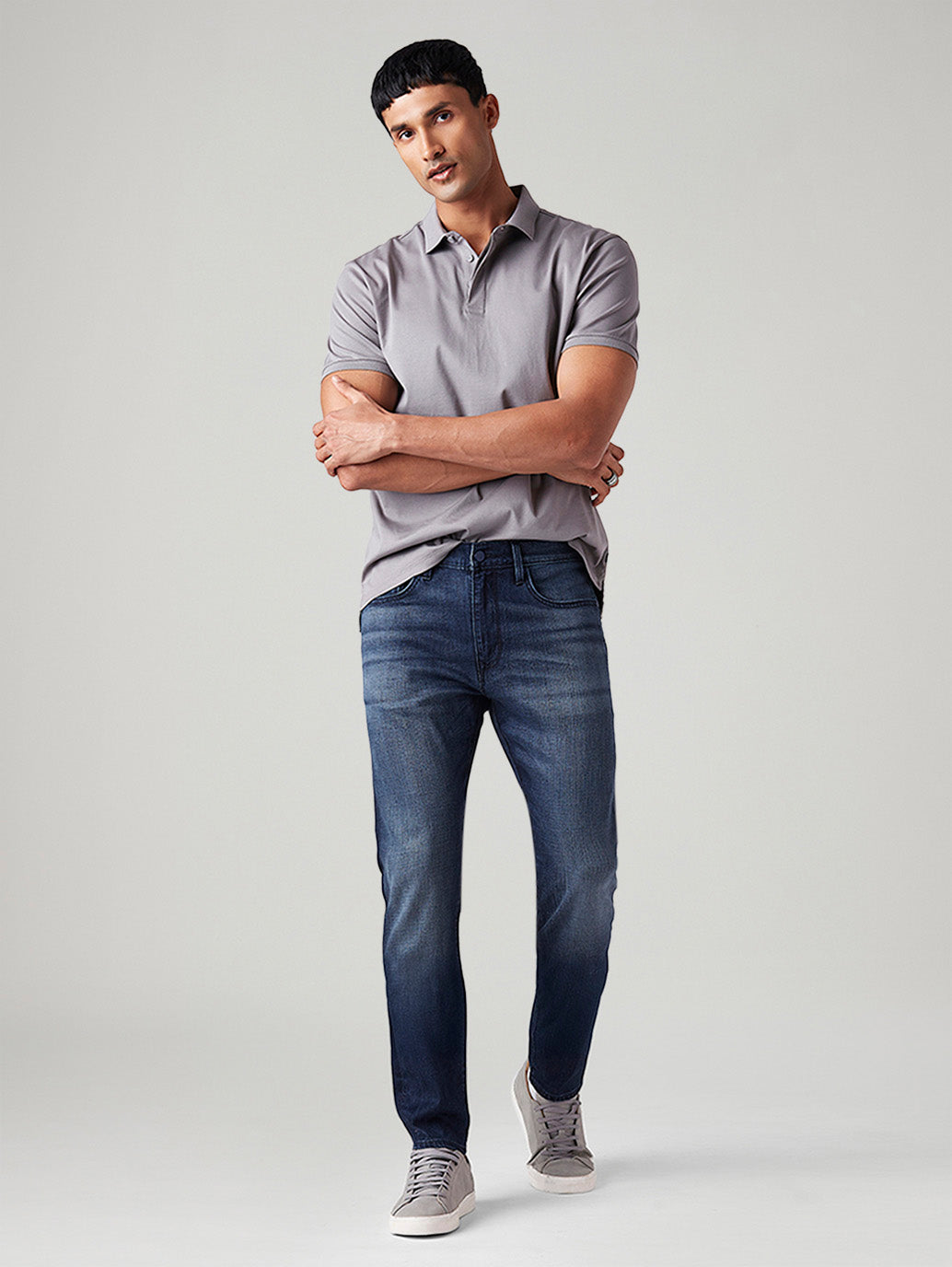 Men's 512 Dark-Blue Slim Tapered Fit Mid Rise Jeans - Styleshot View