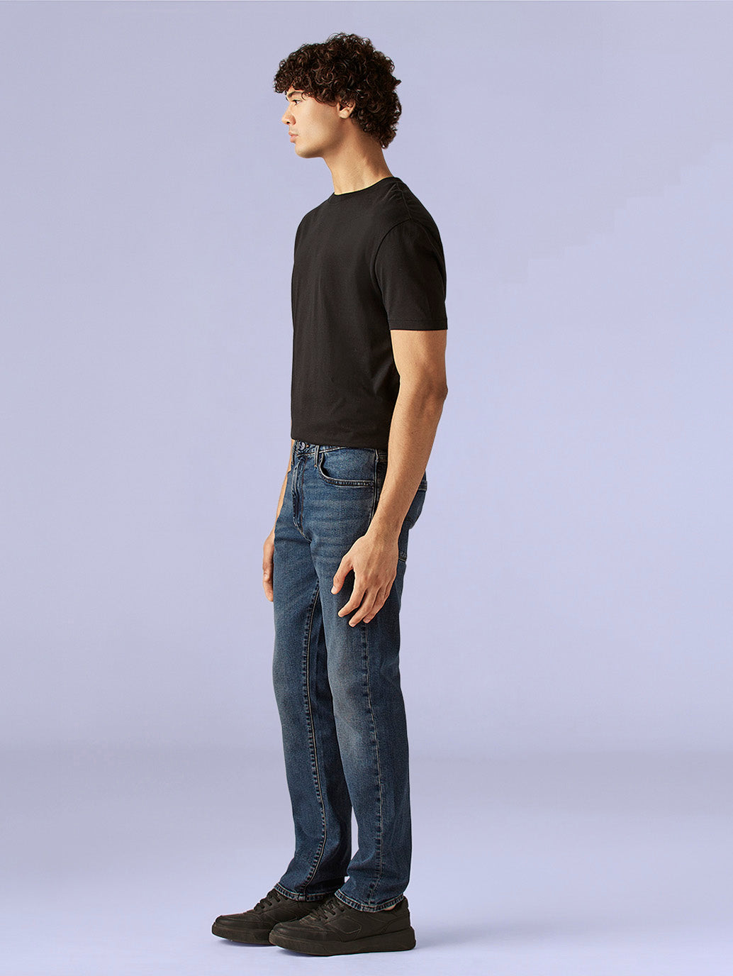 Men's 513 Blue Slim Straight Fit Mid Rise Redloop Jeans - 7060b578-ec1d-4d2a-a052-c40a611b6cf7 View