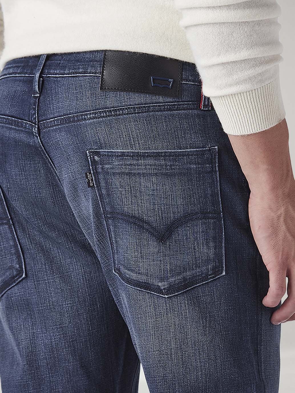 Men's 513 Blue Slim Straight Fit Mid Rise Redloop Jeans - Detail View