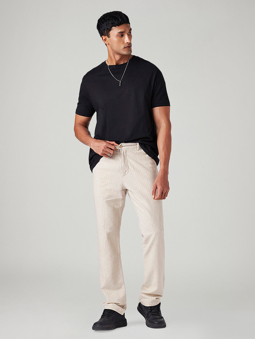 Men's Cream Authentic Relaxed Fit Mid Rise Linen Chinos