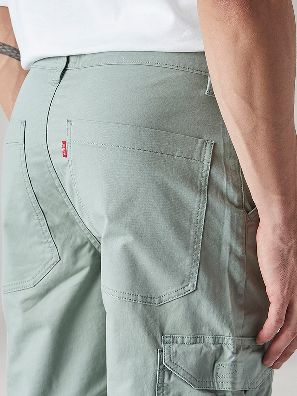 Men's Light Green Straight Fit Mid Rise Cargos - Detail View