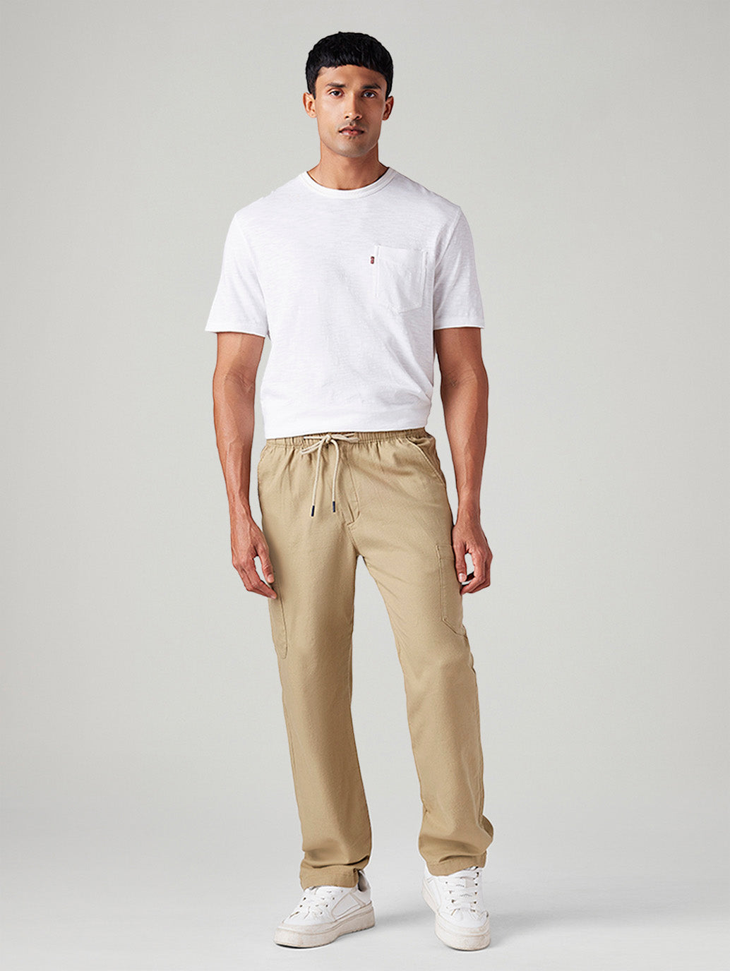 Men's Khaki Relaxed Tapered Fit Mid Rise Linen Cargos