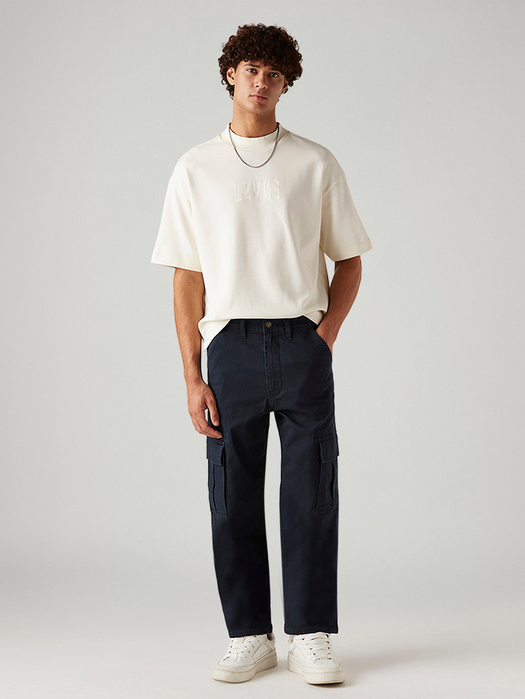 Men's 568 Navy Loose Fit Mid Rise Cargos - Styleshot View