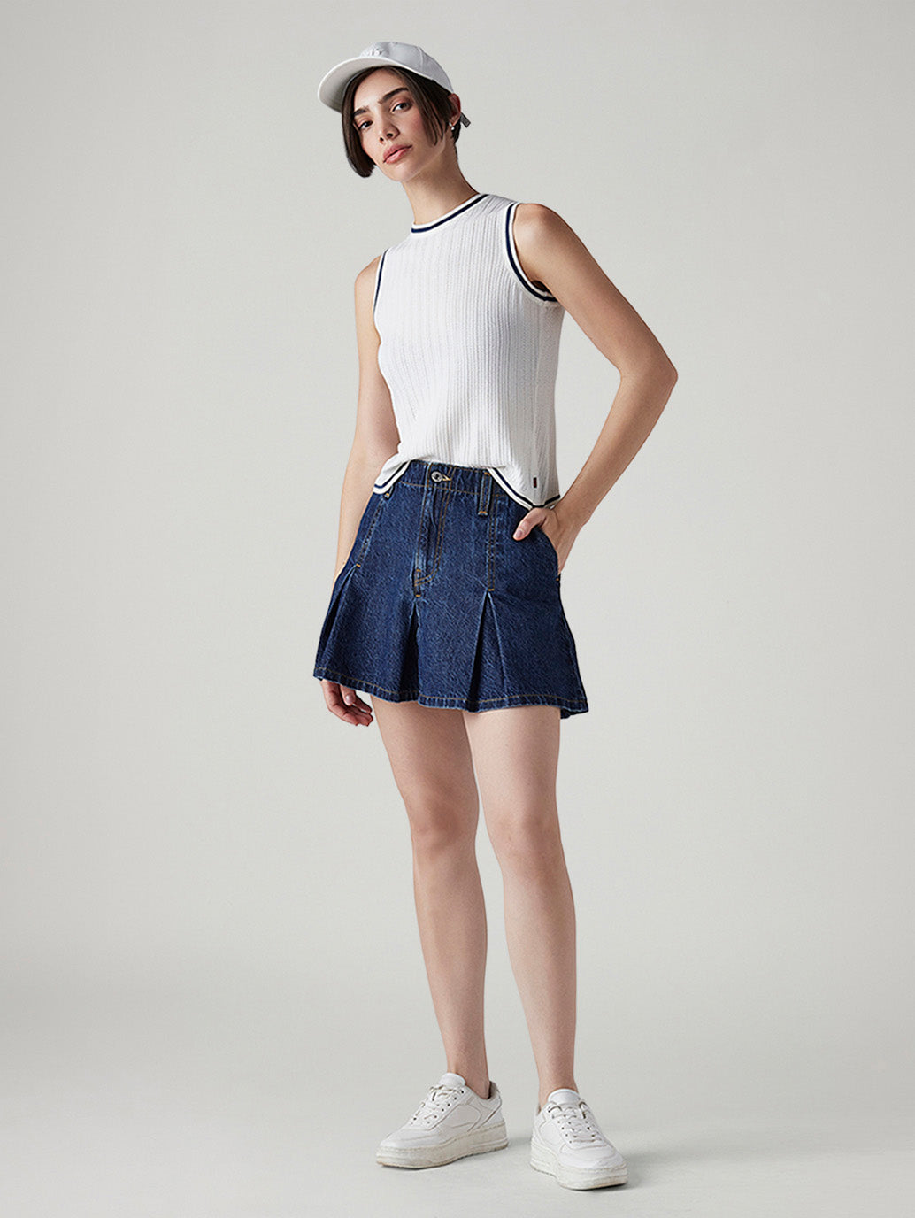 Women's Dark Indigo Regular Fit Mid Rise Pleated Mini Skirt