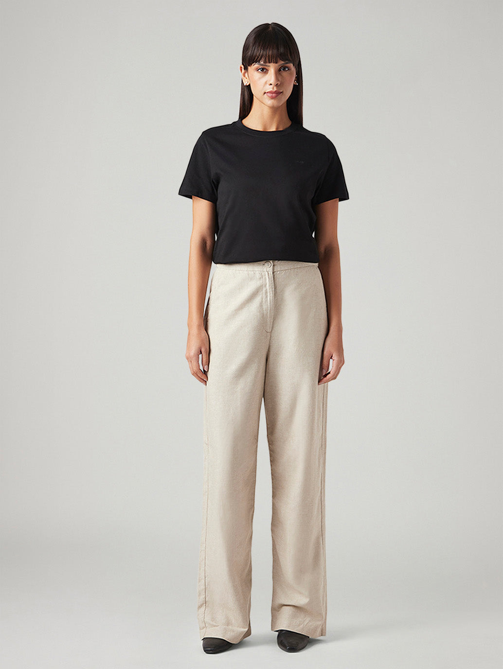 Women's Beige Loose Fit High Rise Linen Trousers - Front View