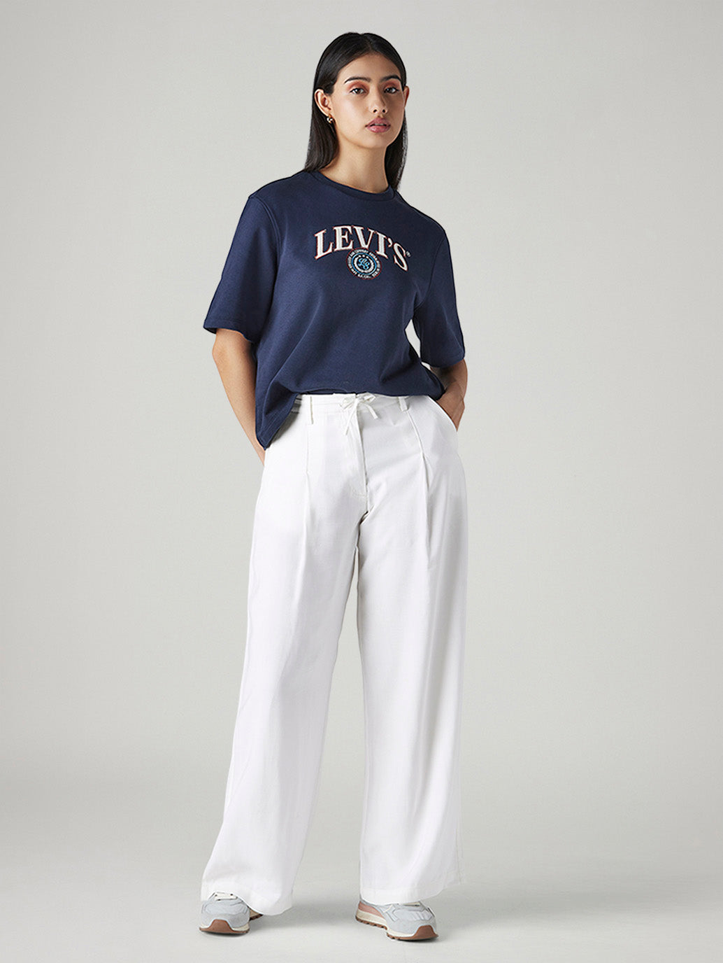 Women's White XL Straight Loose Fit Mid Rise Trousers