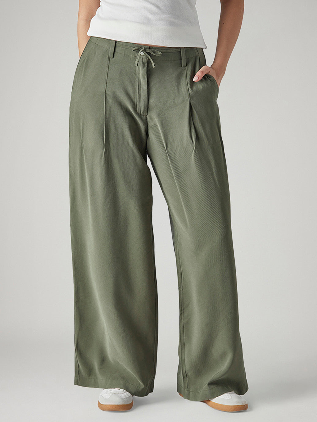 Women's Olive XL Straight Loose Fit Mid Rise Trousers - Front View