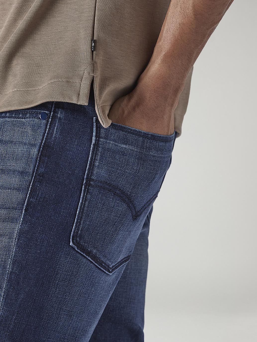 Men's Redloop Solid Slim Fit Interlock Polo T-shirt - Detail View
