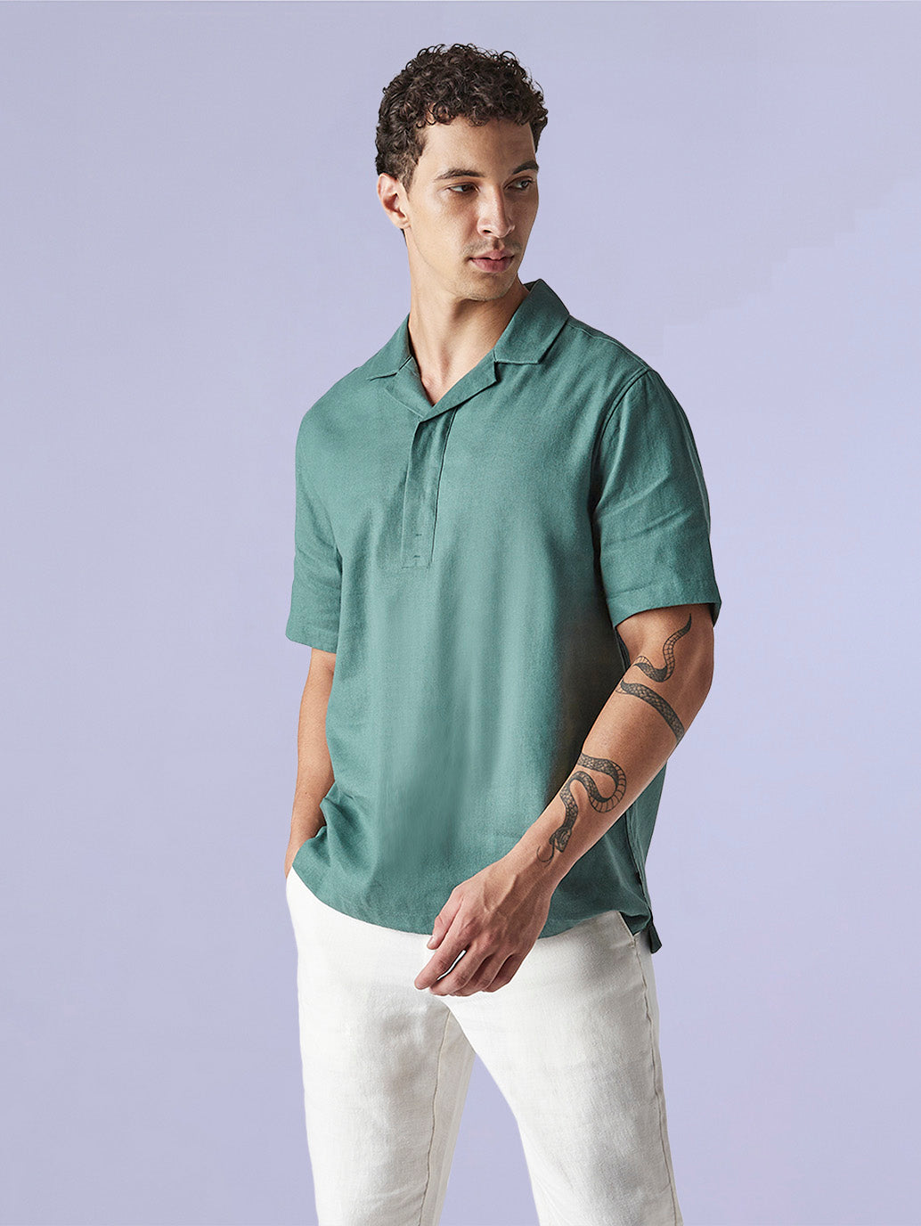 Men's Solid Loose Fit Resort Collar Redloop Shirt