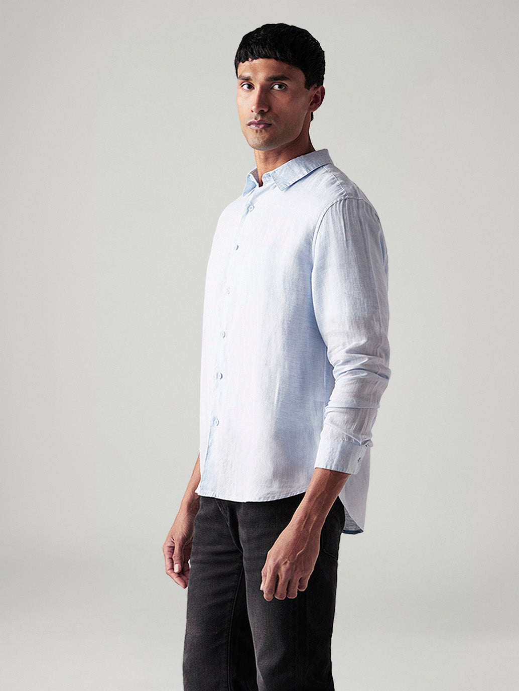 Men's Solid Slim Fit Linen Shirt - Side View
