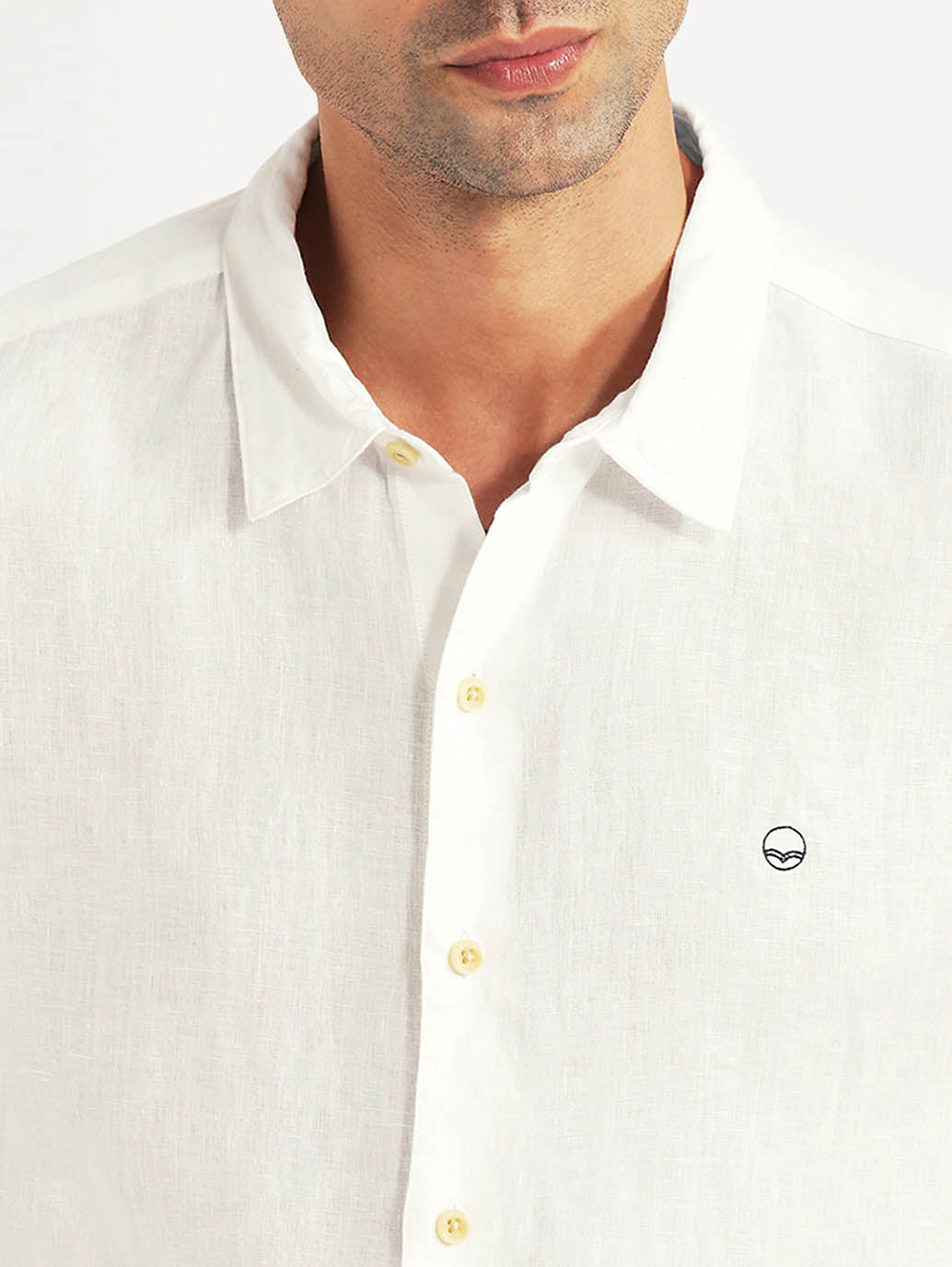 Men's Solid White Slim Fit Shirt - Detail View