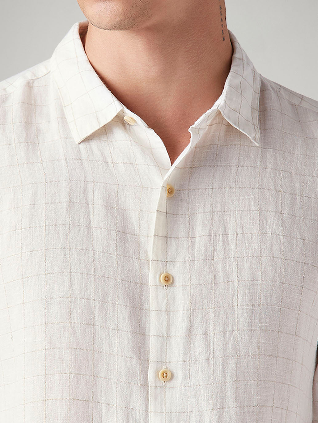 Men's Checkered Slim Fit Shirt - Detail View