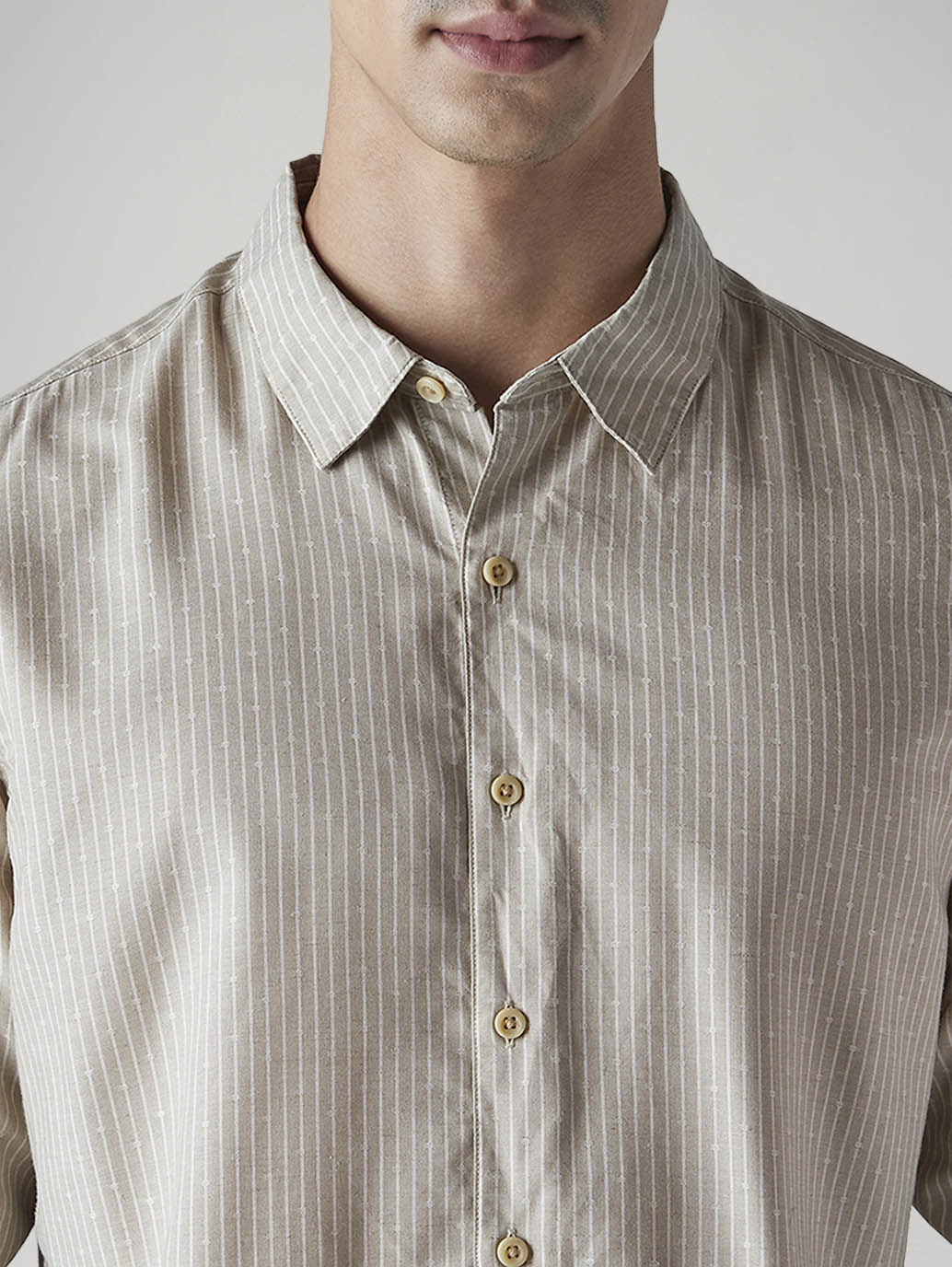 Men's Striped Slim Fit Linen Shirt - Detail View