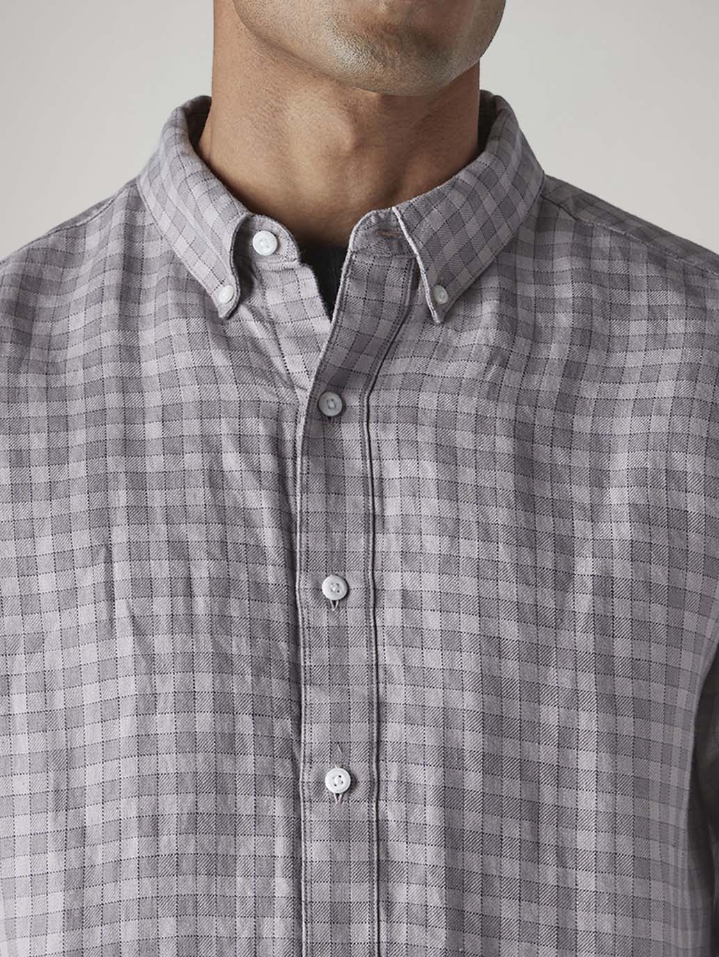 Men's Redloop Checkered Slim Fit Linen Shirt - Detail View