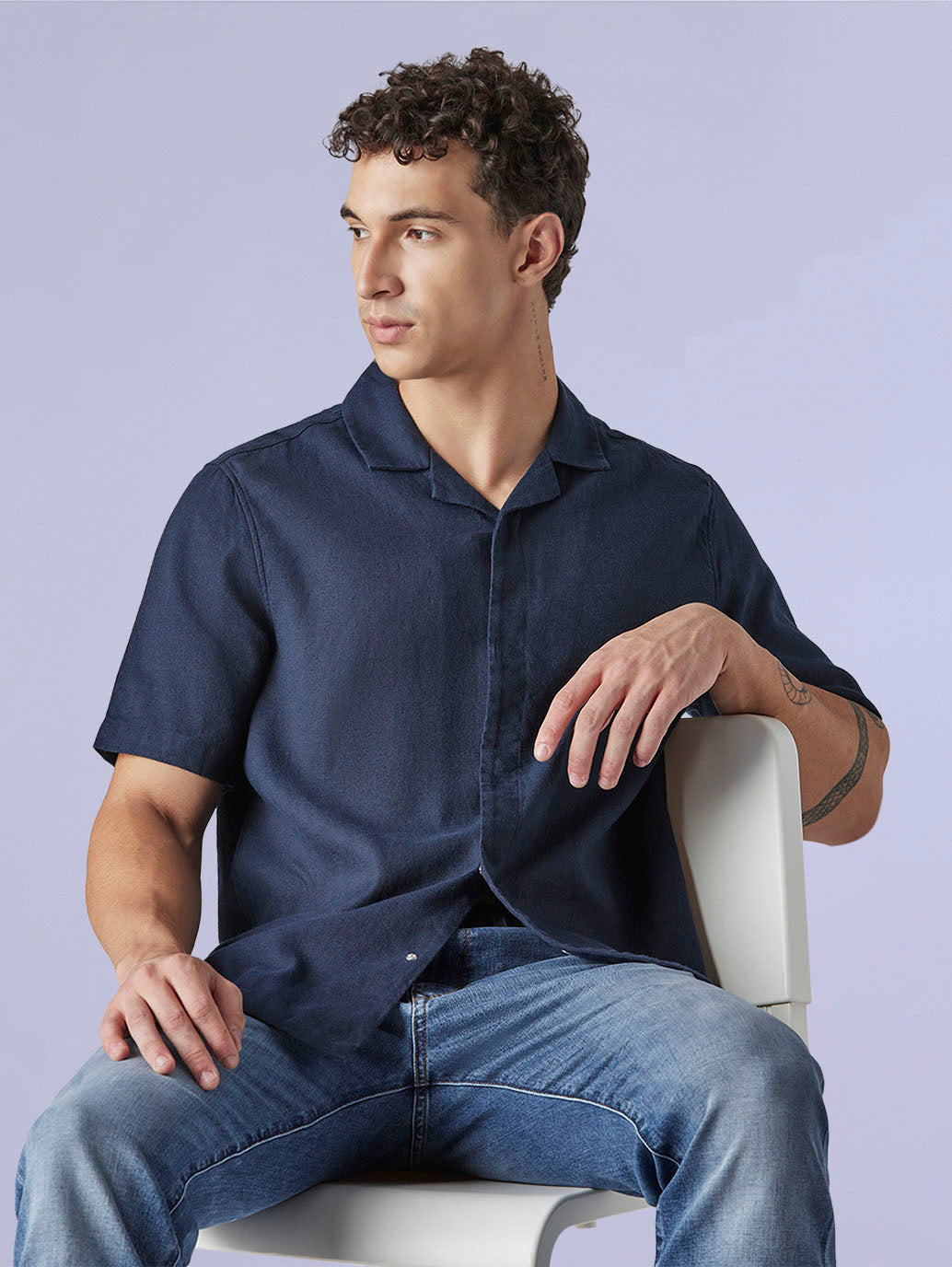 Men's Solid Loose Fit Resort Collar Redloop Shirt