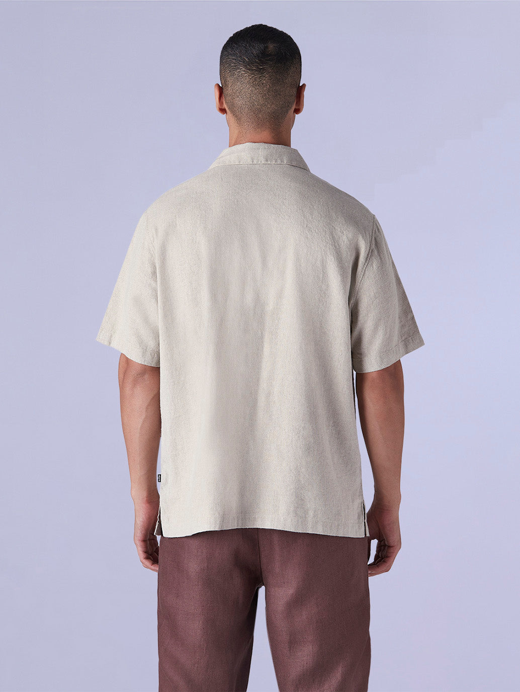 Men's Solid Loose Fit Resort Collar Redloop Shirt - Back View