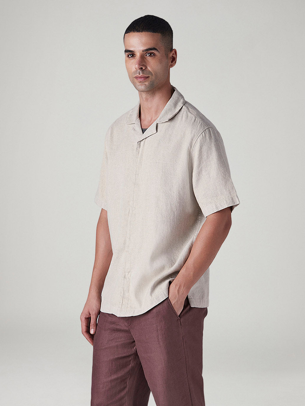 Men's Solid Loose Fit Resort Collar Redloop Shirt - 20 View