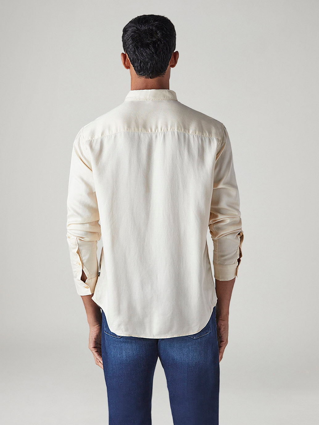 Men's Redloop Solid Slim Fit Linen Shirt - Back View