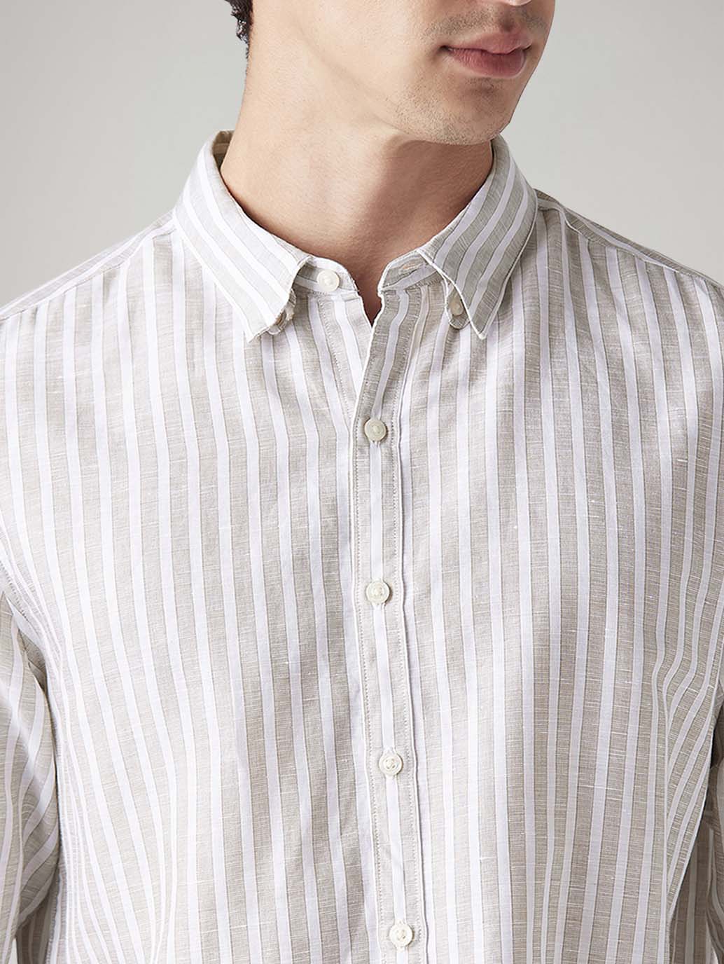 Men's Striped Slim Fit Shirt - Detail View