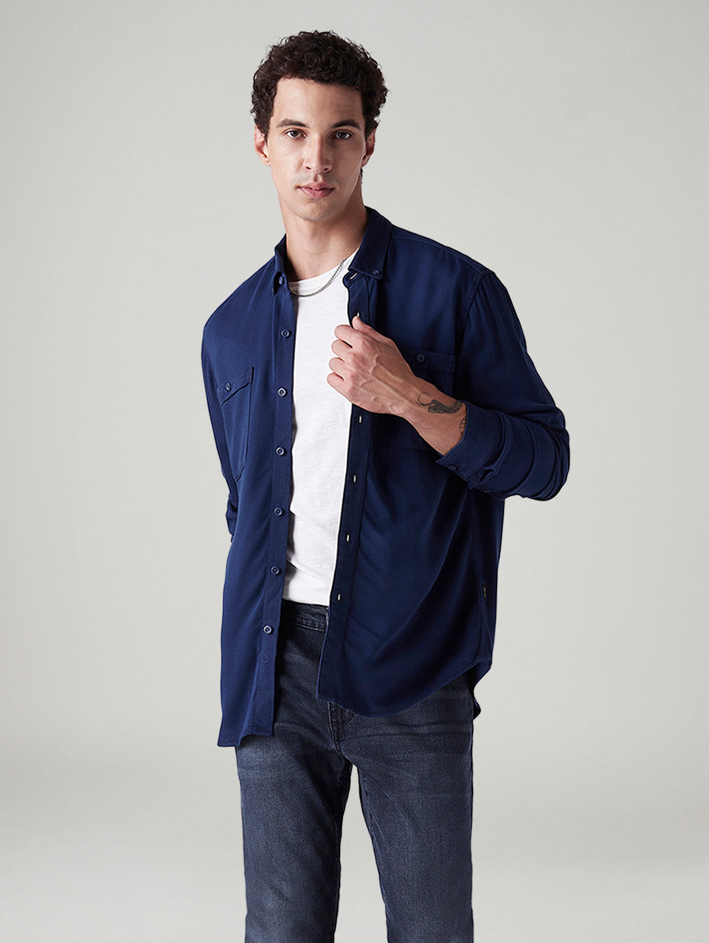 Men's Solid Slim Fit Shirt